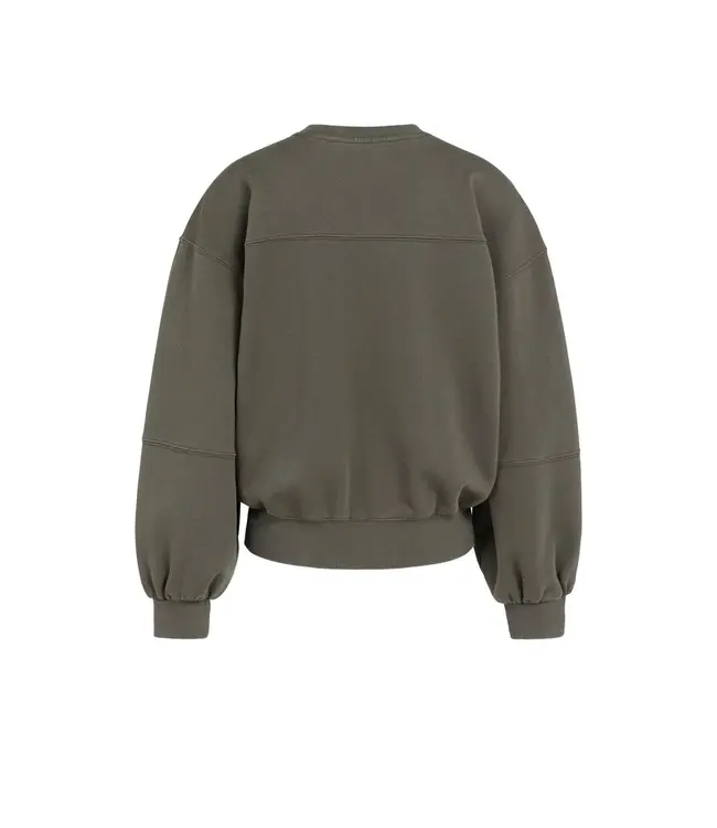 01-109130-609/90814  Oversized sweater with balloon sleeves and washed finish