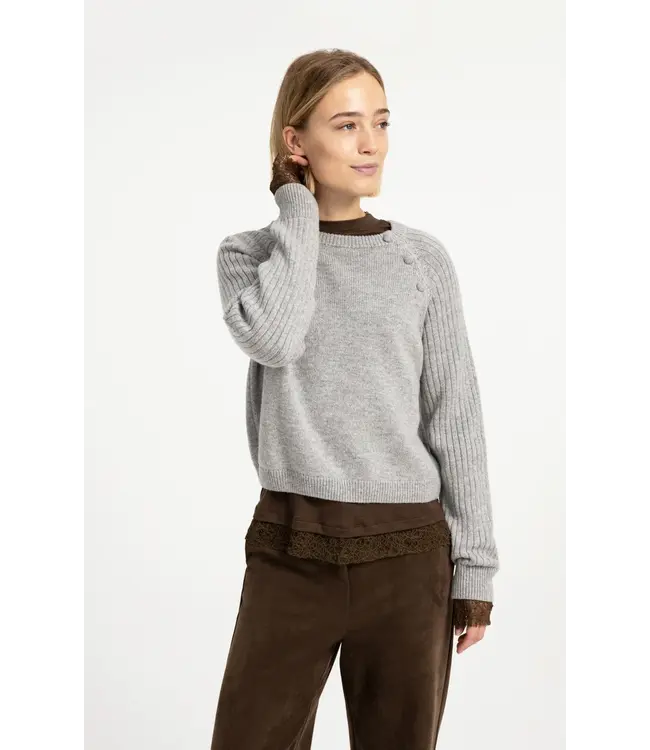 01-709422-609/90814  Long sleeve jersey top with lace details