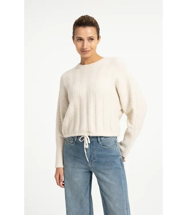 01-000631-609/990802  Sweater with batwing sleeves and drawcord at the hem