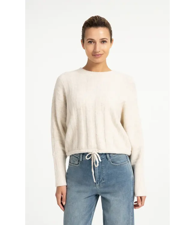 01-000631-609/990802  Sweater with batwing sleeves and drawcord at the hem