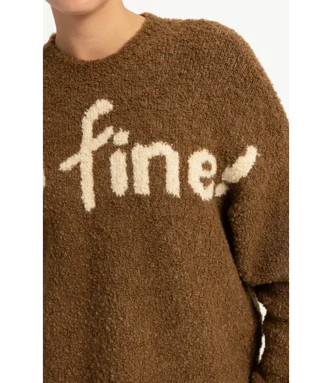 01-000636-609/810181  Knitted sweater with artwork