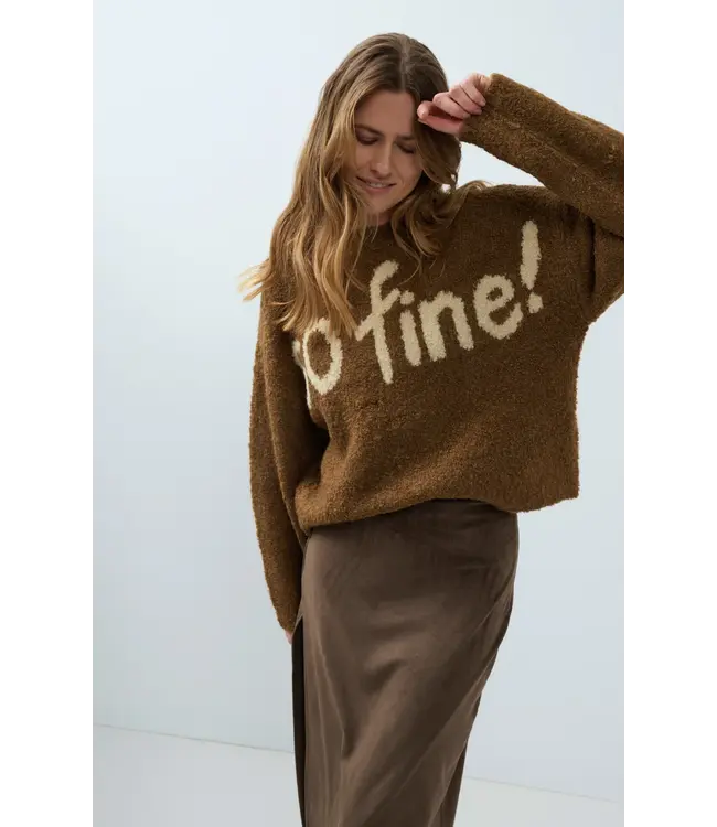 01-000636-609/810181  Knitted sweater with artwork