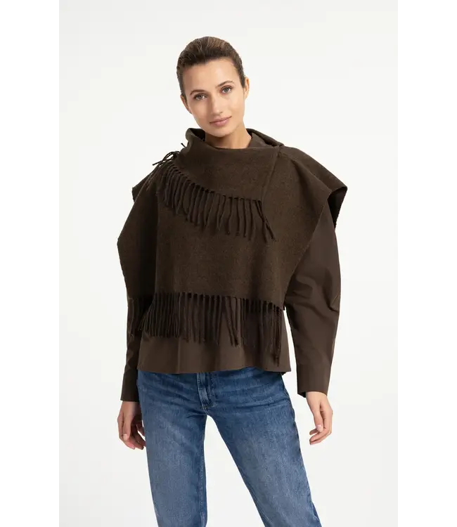 03-501059-609/90814  Scarf wrap with twisted fringes