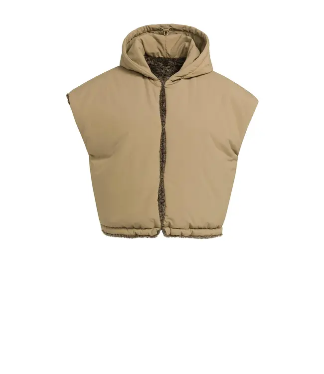 02-021009-609/90814  Reversible bodywarmer with hood
