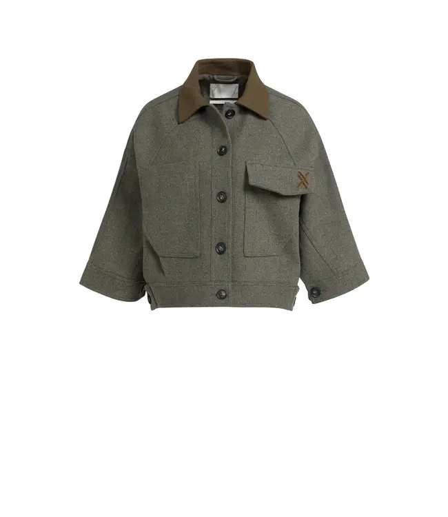 02-001086-609/99086  Oversized wool blend jacket with contrast collar