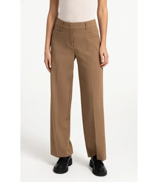 01-301285-609/810182  Woven trousers with straight legs
