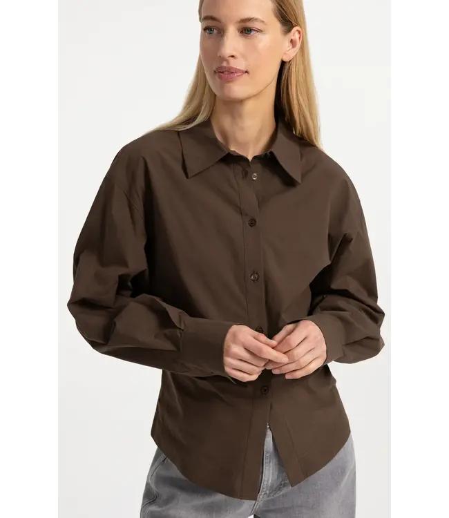 01-201245-609/90814  Blouse with waist accent and pleat detail