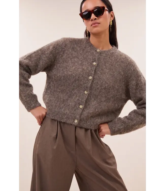 26414002/DarkBiscuit  vasile cardigan