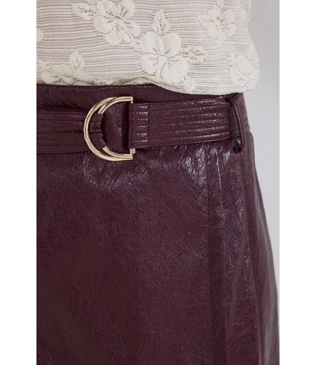 C15-21-201/004580-Pomegranate Cracked PU Skirt