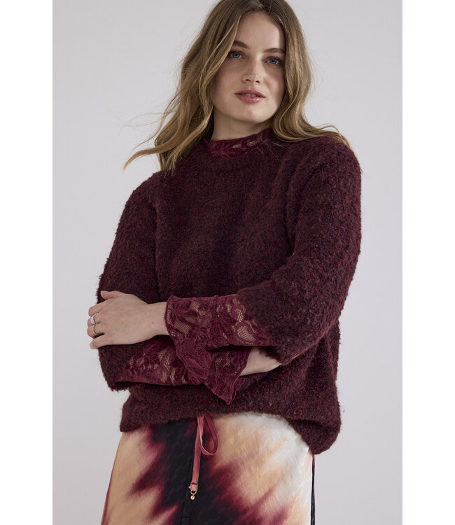 C18-21-602/004580-Pomegranate Short-Sleeve Boucle Jumper