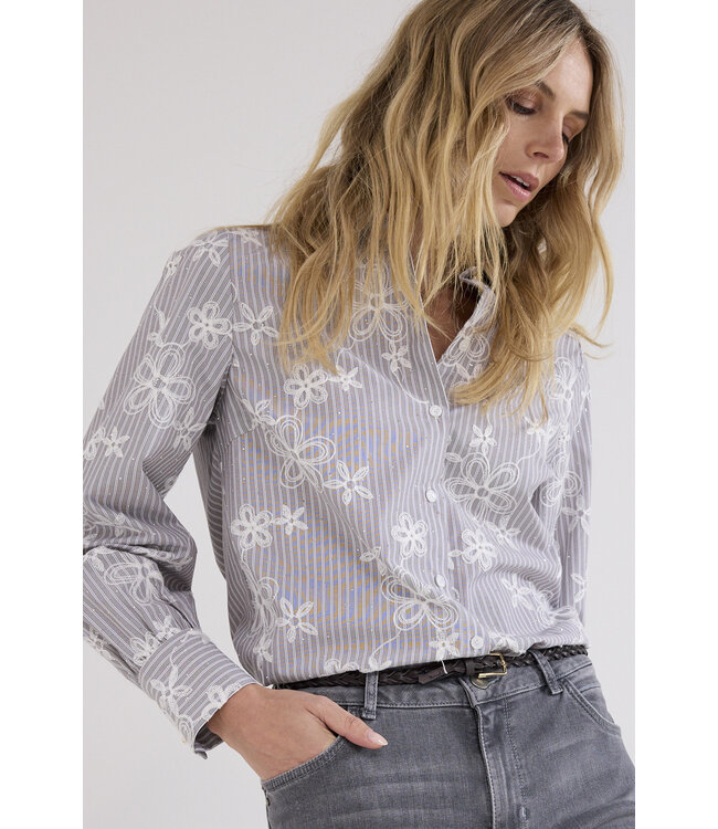 C64-21-301/002650-Chocolate Embroidered Blouse Rhinestones