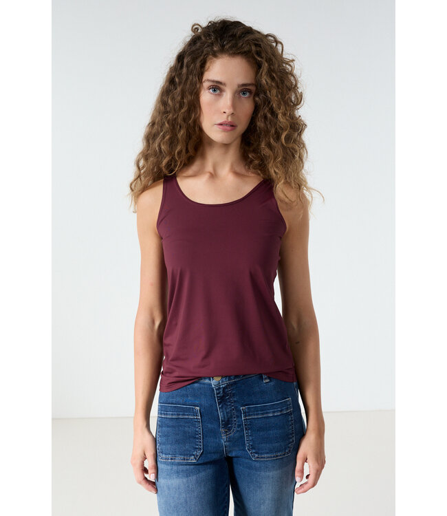 Q01-21-402/004580-Pomegranate Pia Style Top