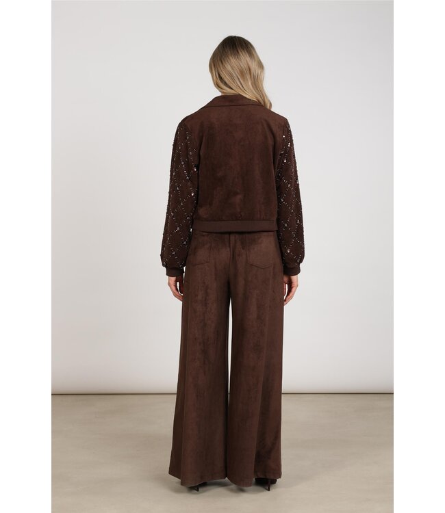 NKF13145/Chocolate  Daisy Bomber Suede