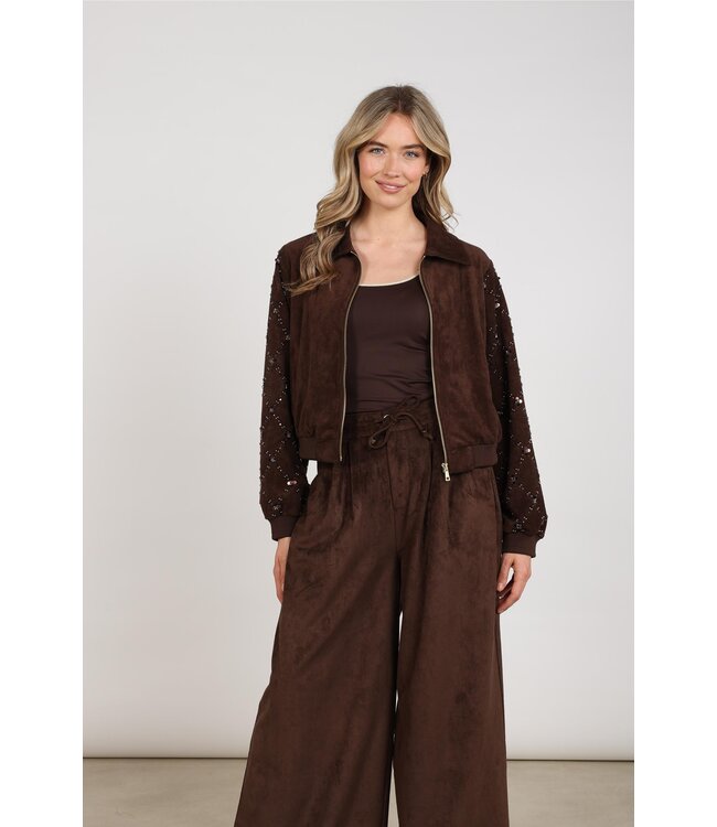 NKF13145/Chocolate  Daisy Bomber Suede
