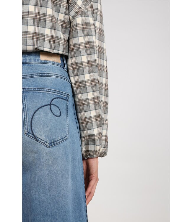 NKF09118/Blue Denim  Stevi Pants Embroidery