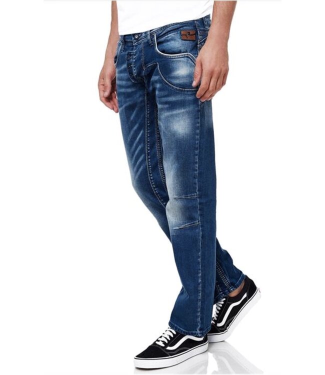 Rusty Neal Ruben42 R-8442-42