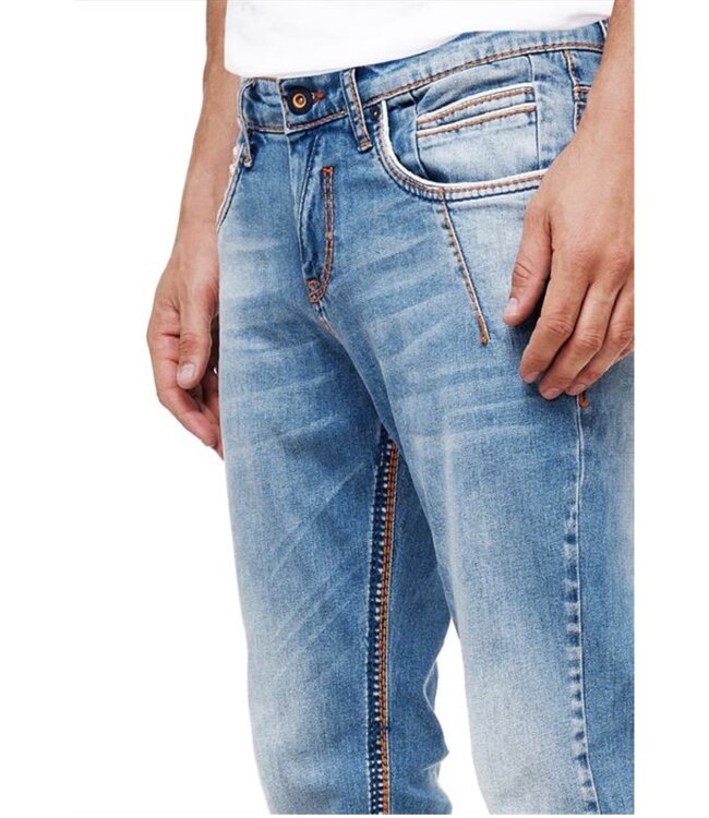 Rusty Neal R-8323-48 Jeans
