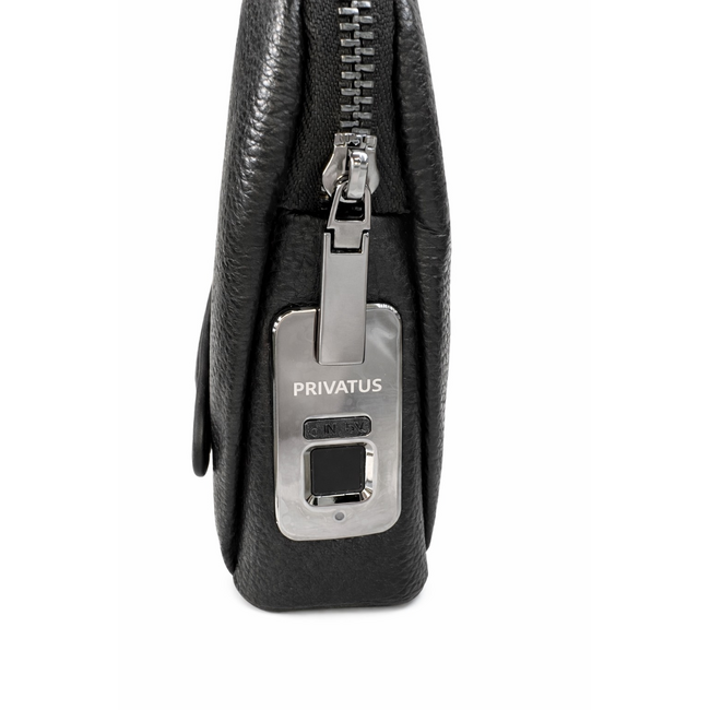 Privatus Clutch Fingerprint