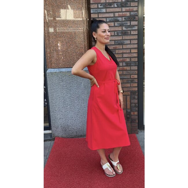 MI PIACE Travel  Jurk Mouwloos Uni 2308 Red