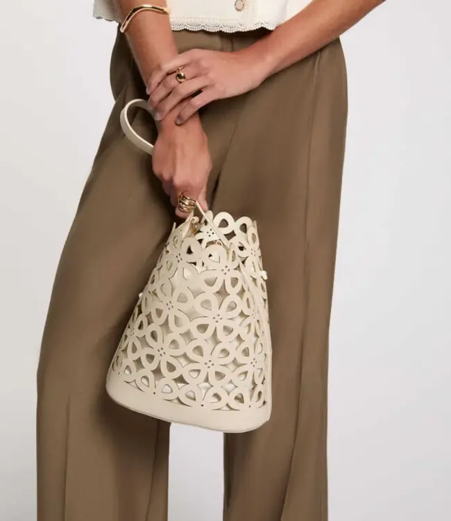 Morgan Cut-out bucket bag 261-2Petale Beige