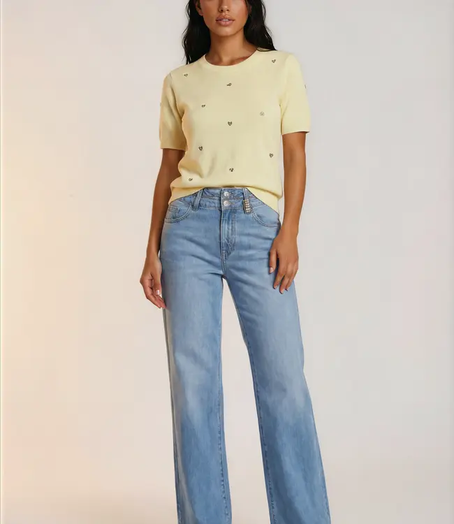 SAM PIACE Trui Top by Clara 9379 – Dames Top met Korte Mouwen en Subtiele Details