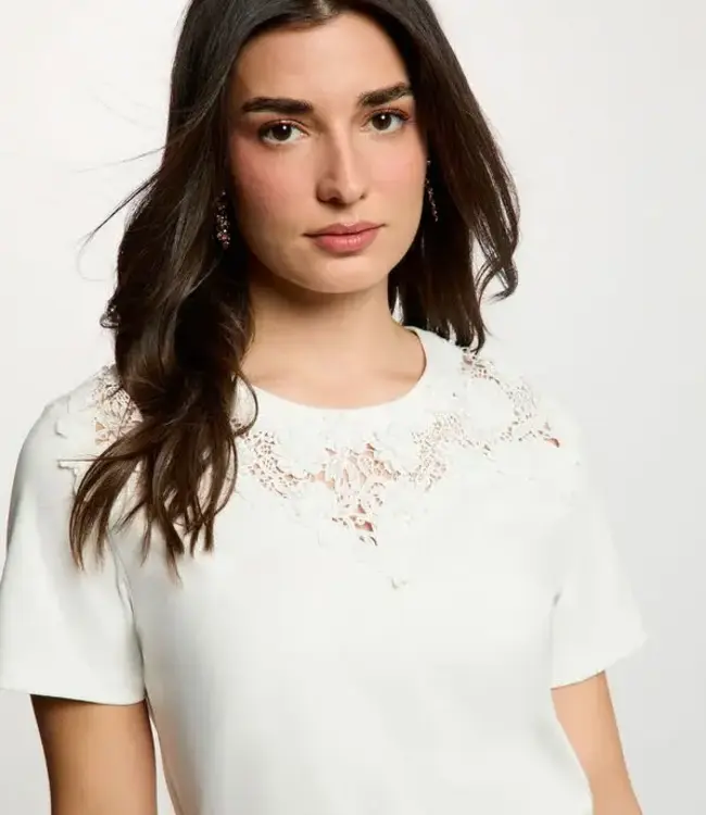 Morgan T-shirt met kanten rand en ronde hals 261-Douce wit
