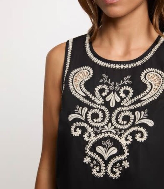 Morgan Geborduurde mouwloze Top 261-Osaje Zwart