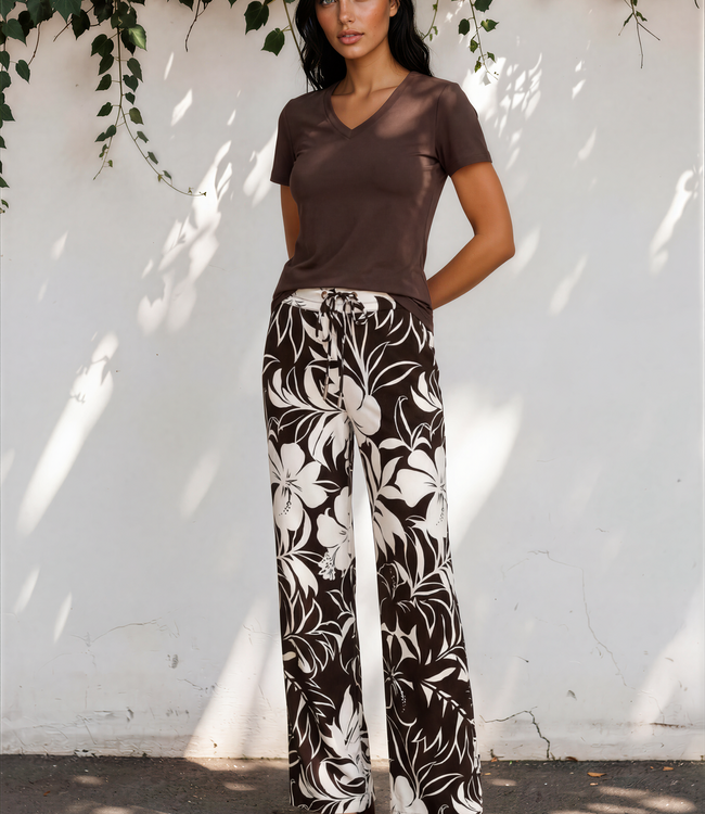MI PIACE Travel Broek Straight Tropical Hibiscus Print 202433 Espresso