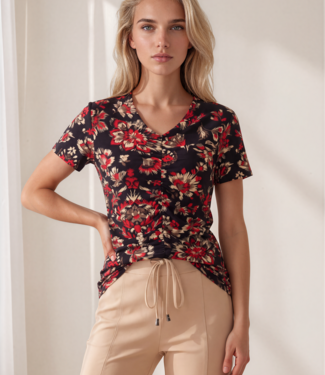 MI PIACE Travel T-shirt V Hals Ornamental Flowers Print 202080 Samba MI PIACE Travel T-shirt V Hals Ornamental Flowers Print 202080 Samba