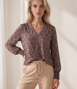 MI PIACE Travel Top Knotted Harvest Ikat Print 202898 Espresso