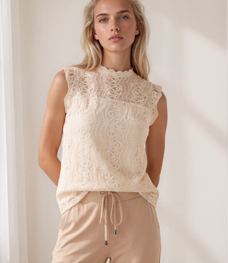 MI PIACE Travel Top Mouwloos Kant 202486 Sand MI PIACE Travel Top Mouwloos Kant 202486 Sand