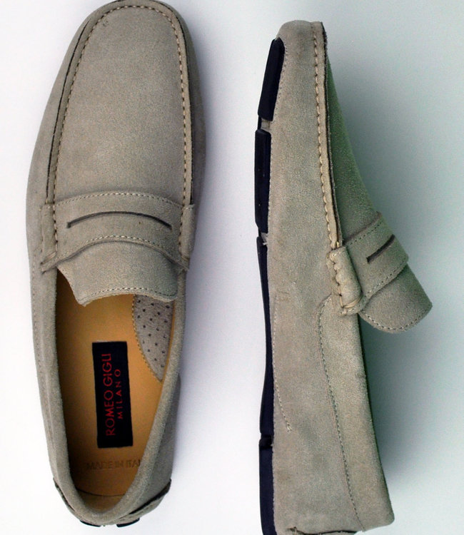 Romeo Gigli sand coloured moccasins