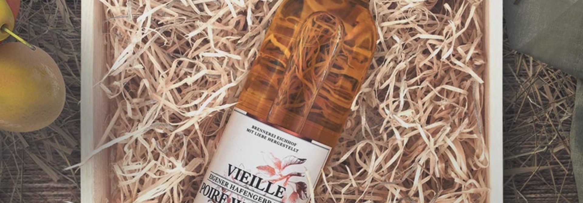 Vieille Poire Williams 50cl in stilvoller Geschenkharasse
