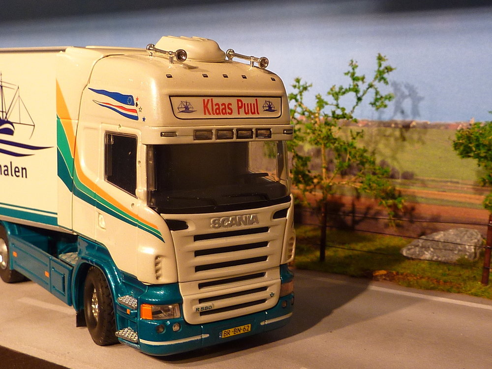 Tekno Tekno Scania R580 Topline with refrigerated trailer Klaas Puul Garnalen