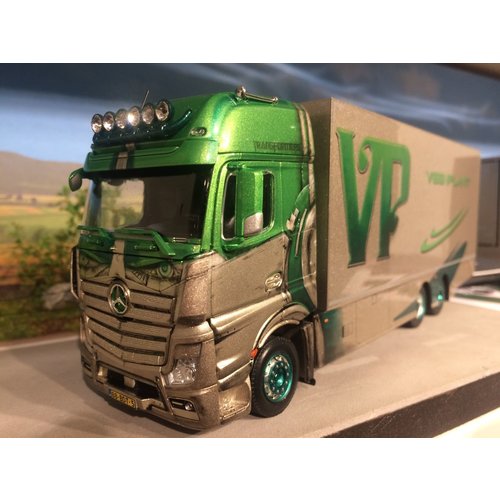 Tekno Tekno Mercedes Actros combi Veenplant "Transformers"