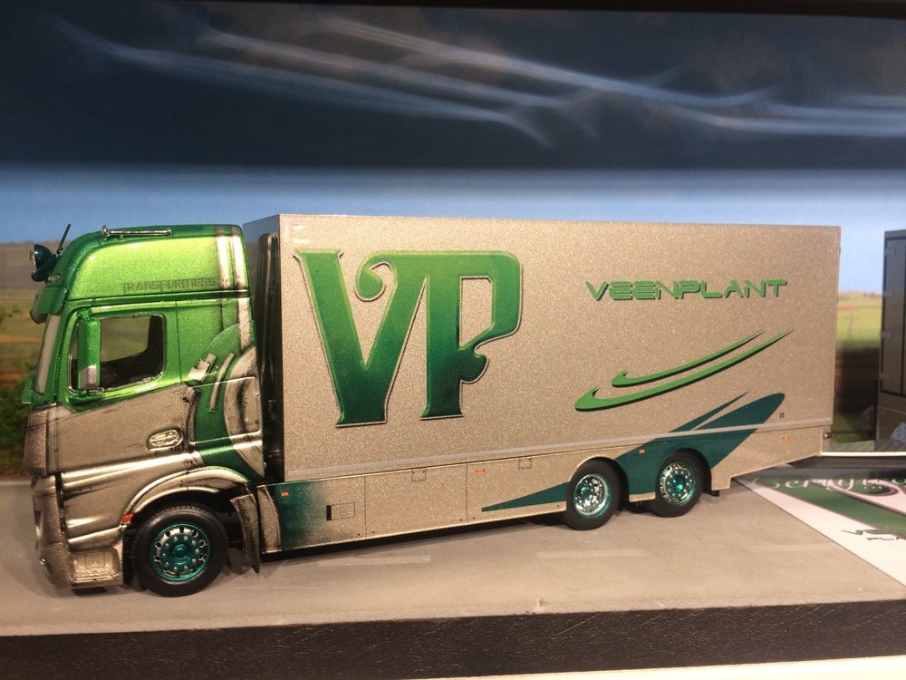 Tekno Tekno Mercedes Actros combi Veenplant "Transformers"