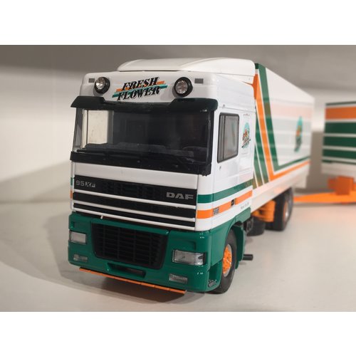 Tekno Tekno DAF 95XF combi Fresh Flowers Henk Vis Tekno Tekno DAF 95XF combi Fresh Flowers Henk Vis