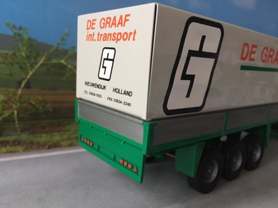 Tekno Tekno Volvo F10 with curtain side trailer de Graaf