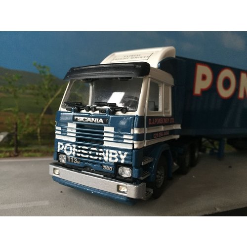 Tekno Tekno Scania 113M/360 6x2 met gesloten oplegger Ponsonby Tekno Tekno Scania 113M/360 6x2 met gesloten oplegger Ponsonby