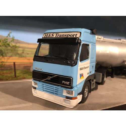 Tekno Tekno Volvo FH12 met tankoplegger H&S Tekno Tekno Volvo FH12 met tankoplegger H&S