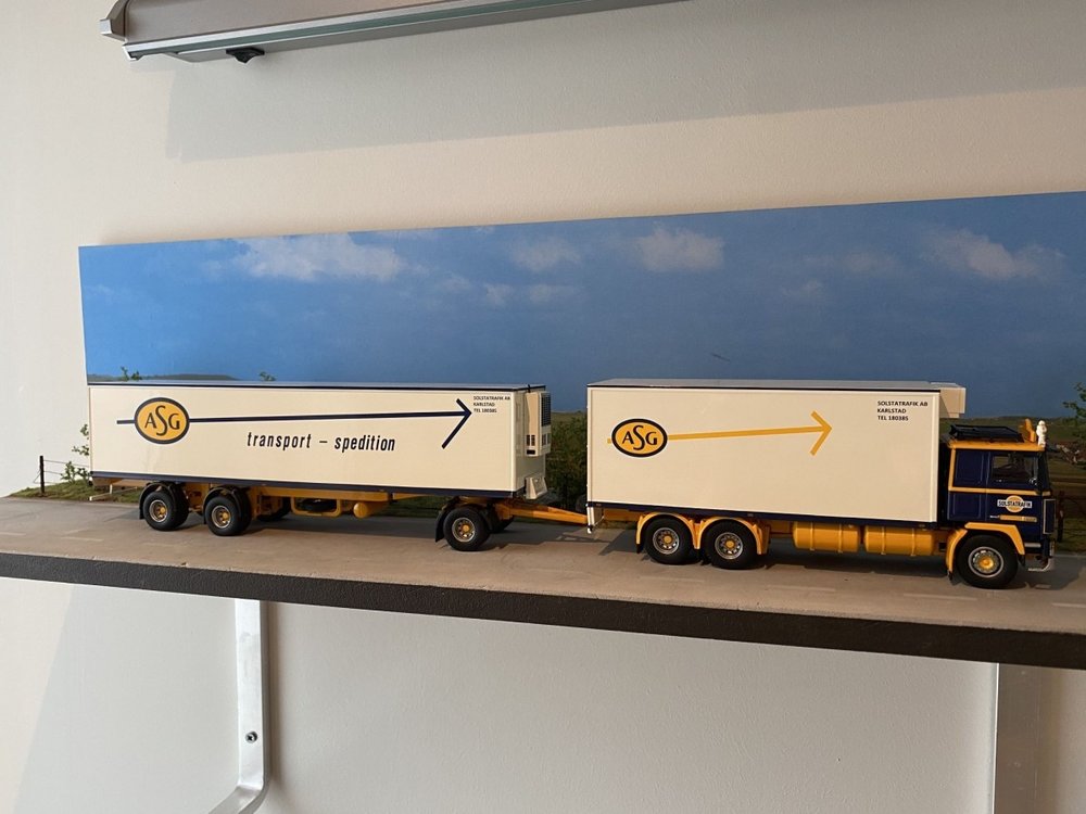 Tekno Tekno Volvo F12 LZV combination ASG Sweden