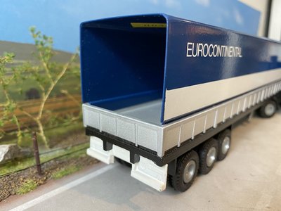 Tekno Tekno Volvo F1220 met classic huifoplegger Eurocontinental