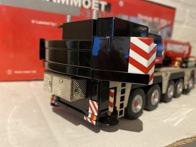 Mammoet store NZG Terex-Demag AC200-1 Telekraan Mammoet