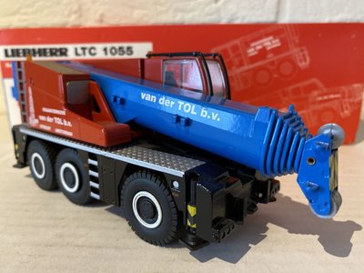 Conrad Modelle Conrad Liebherr LTC1055 mobil crane van der Tol