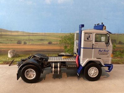 WSI WSI Volvo F88 4x2 Peet Borst