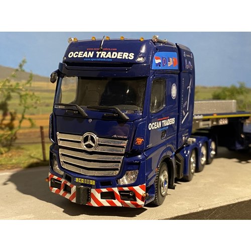 Tonkin Tonkin Mercedes Arocs 8x4 with Nooteboom MCOPX 2+6 axle Ocean Traders Tonkin Tonkin Mercedes Arocs 8x4 with Nooteboom MCOPX 2+6 axle Ocean Traders