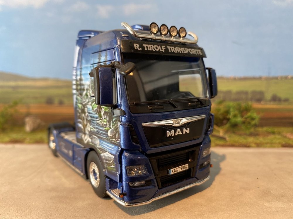 WSI WSI MAN TGX XXL 4x2 Tirolf Transport