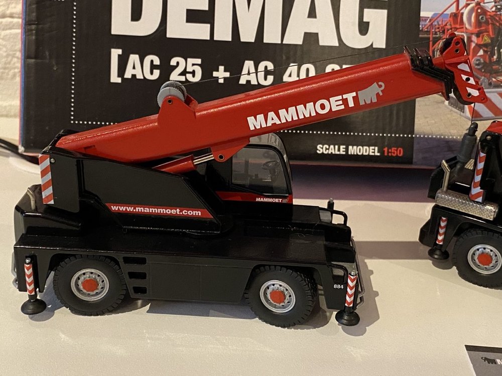 Mammoet store Conrad Demag AC25 + AC40 set Mammoet