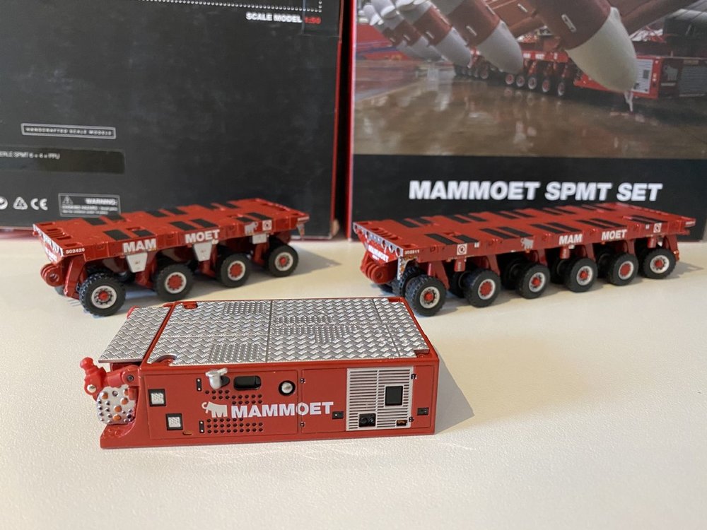 Mammoet store IMC scheuerle SPMT set 6 + 4 + PPU Mammoet