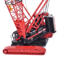 Tonkin Kobelco CKE 2500 crane Mammoet